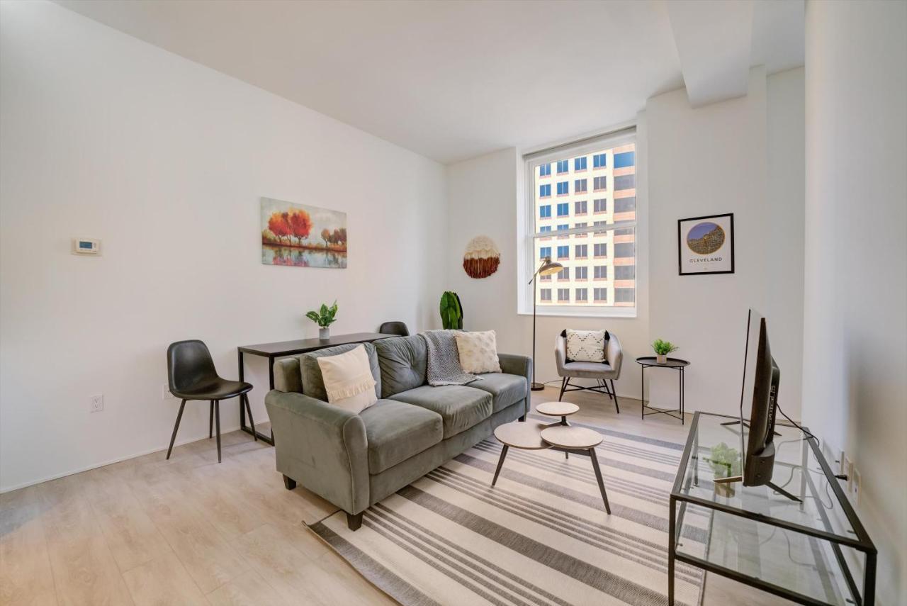 Frontdesk Lofts At 629 Euclid Downtown Cleveland Apartment Phòng bức ảnh